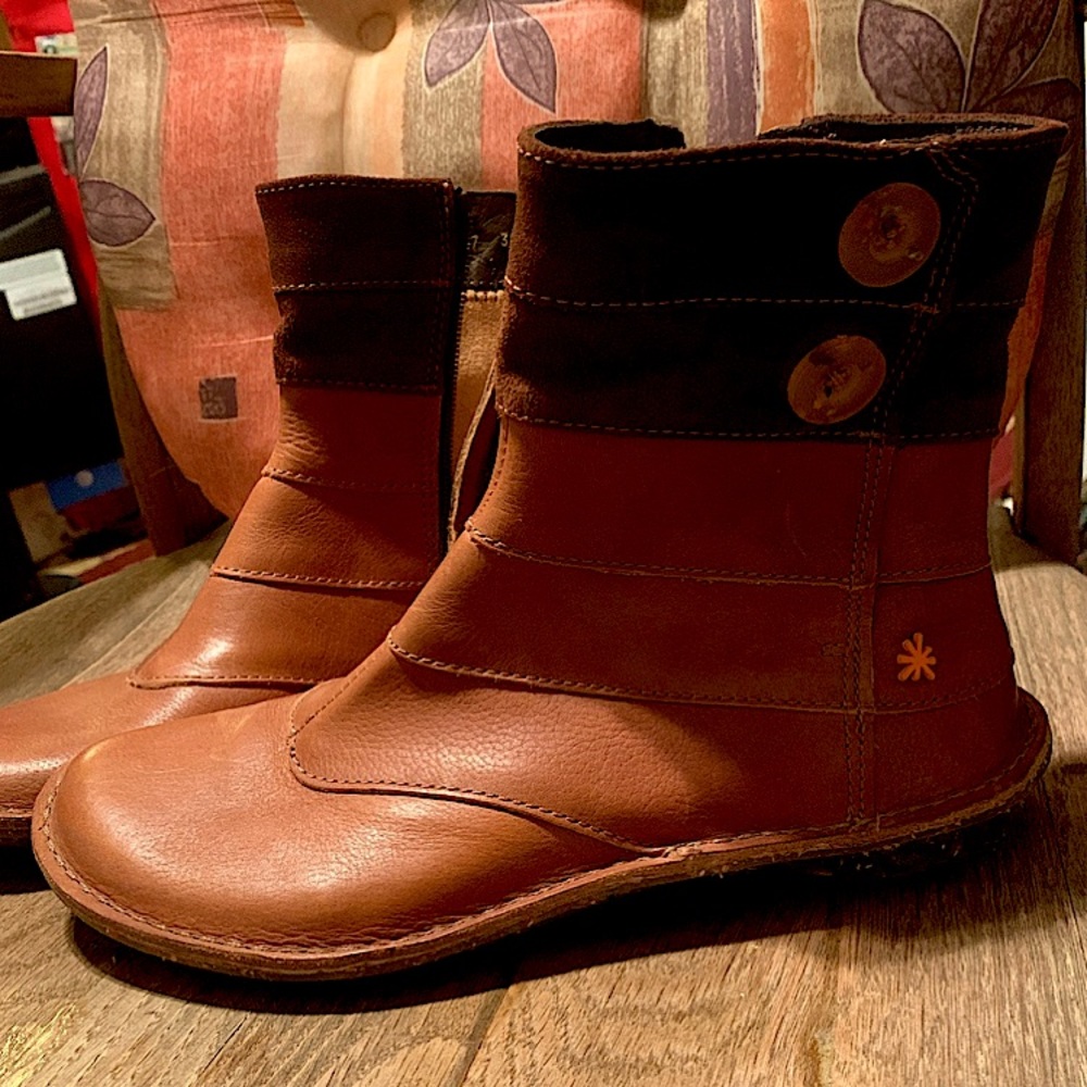 The ART Company Boots